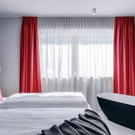 The Secret Ξενοδοχείο Ζόλντεν