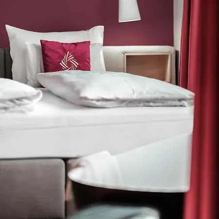 Hotell The Secret 4*