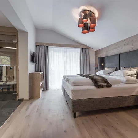 The Secret Hotel 4*